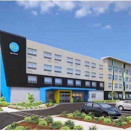 Tru By Hilton Miramar Otel Dış mekan fotoğraf